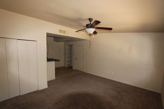 Building Photo - Coming Soon! Arbors Studio for Rent