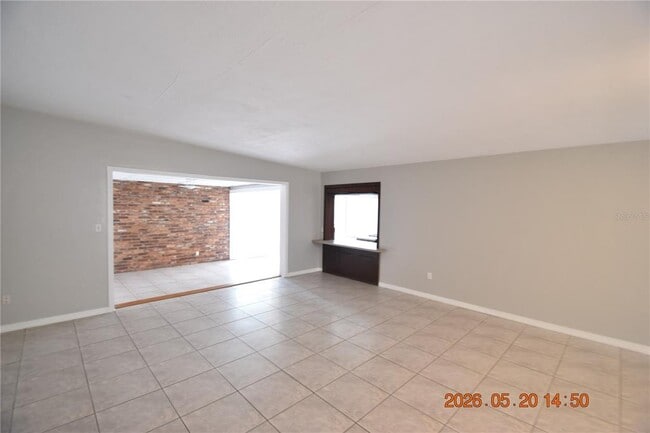 Building Photo - 8720 Flame Vine Ave