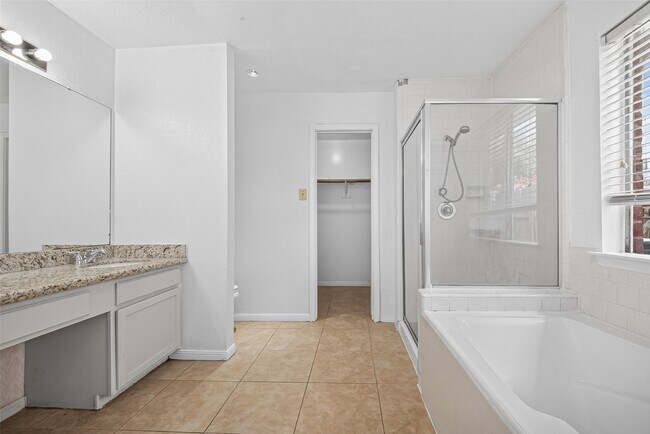 Building Photo - 6510 Grand Haven Dr