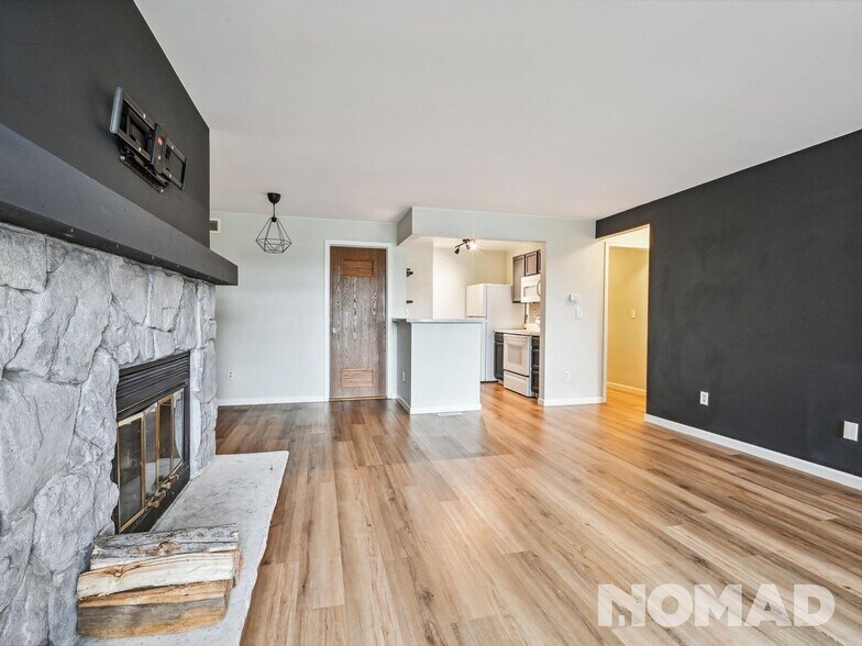 Building Photo - 5321 W 76th Ave