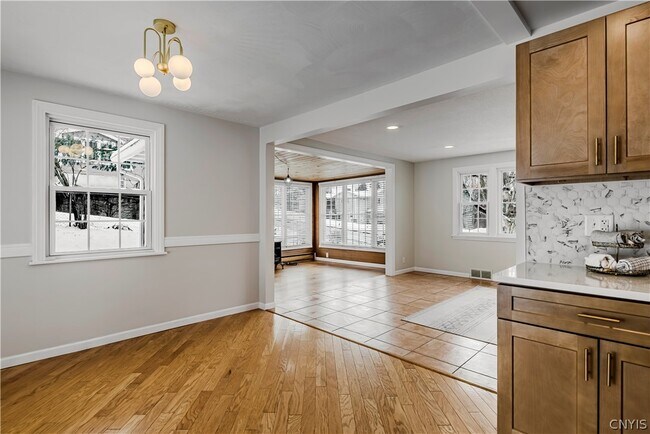 Building Photo - 63 Higby Rd