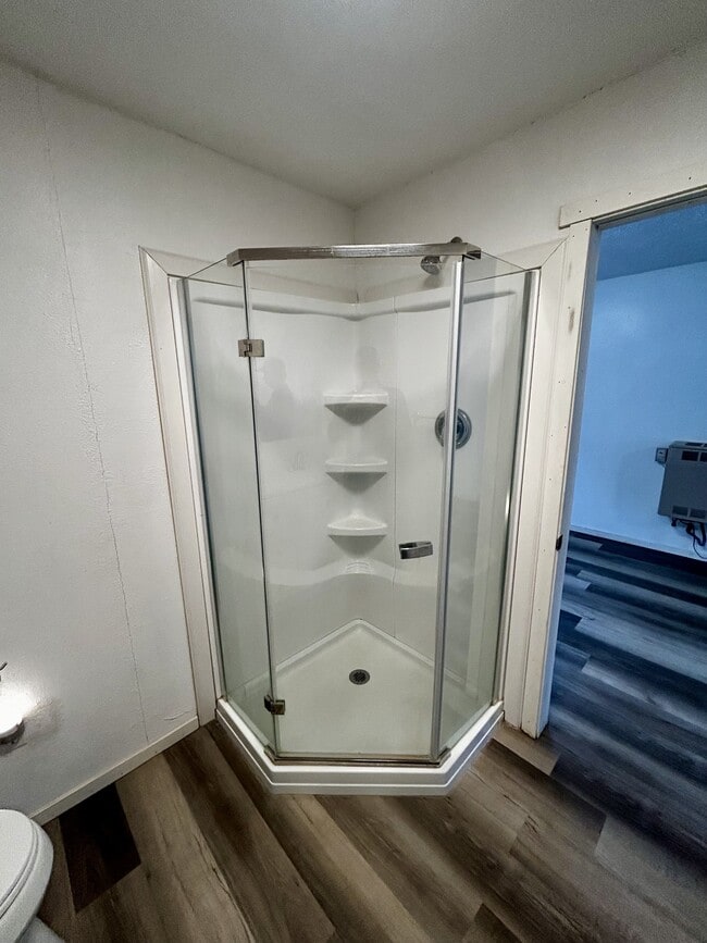 Building Photo - 805 S Atlantic St