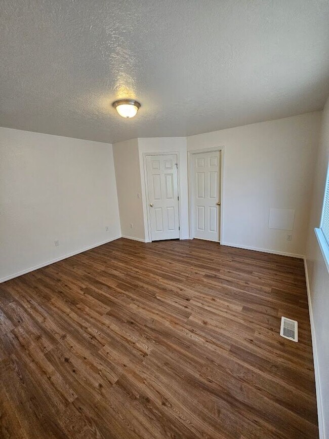 Building Photo - Single level 4 bedroom 2 bath Boise home.