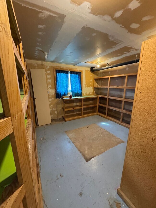 Building Photo - 2192 E Hwy 33