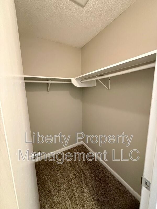 Building Photo - 6512 Sudbury Dr