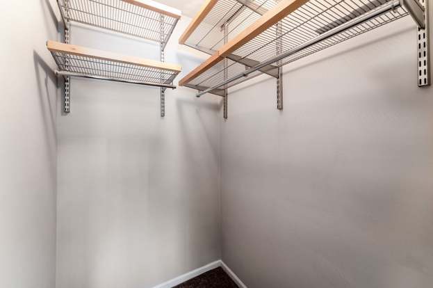 Building Photo - 741 Acorn Ct