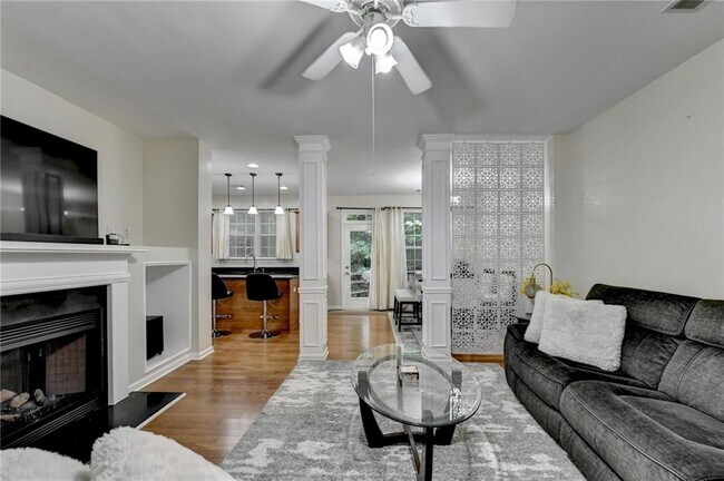 Building Photo - 2602 Pierce Brennen Ct NE