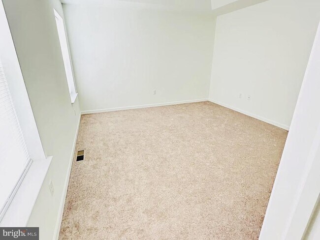 Building Photo - 150 Copperleaf Dr