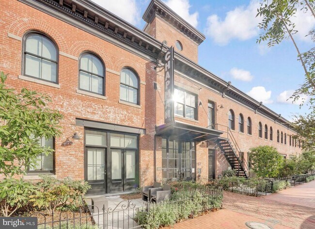 Building Photo - 57 N St NW
