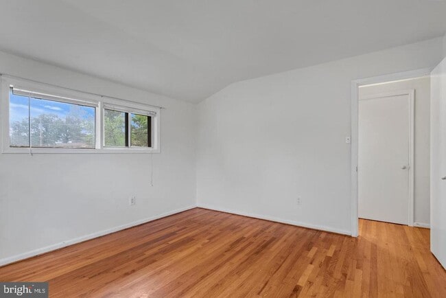 Building Photo - 6318 Willowood Ln