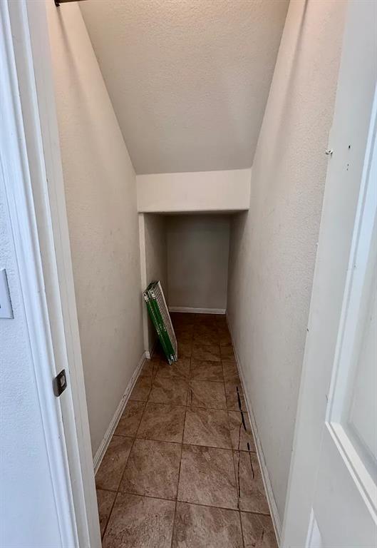 Building Photo - 1001 Zodiac Ln