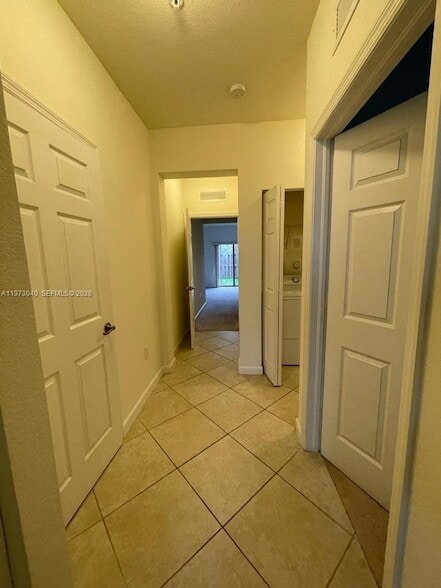 Building Photo - 10600 NW 88th St