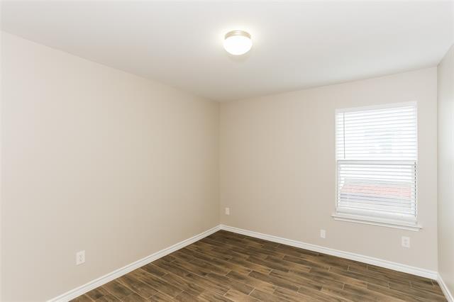 Building Photo - 6160 Balcony Ln