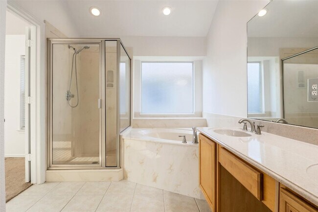 Building Photo - 11911 Belle Ct