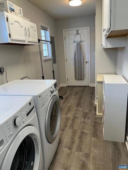 Building Photo - 136 Goldenrod Ct