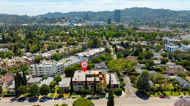Building Photo - 10470 Riverside Dr