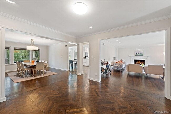 Building Photo - 40 Meadow Rd