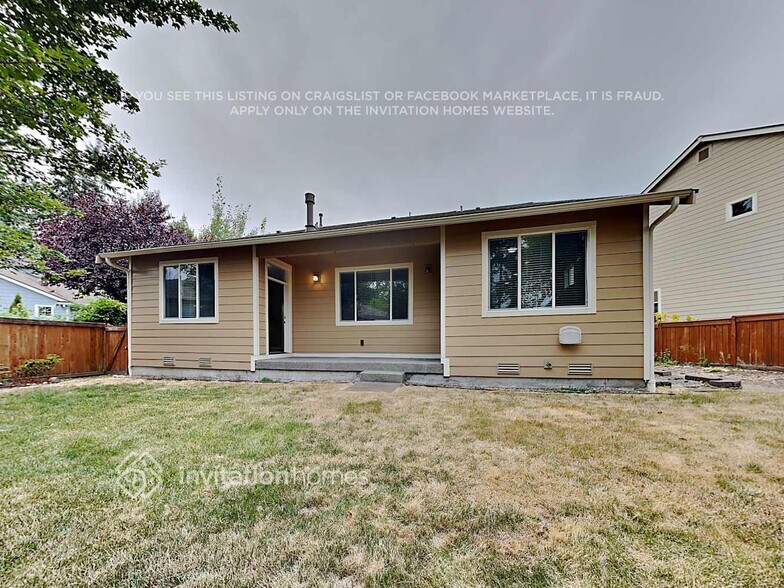 Building Photo - 9208 Periwinkle Loop NE