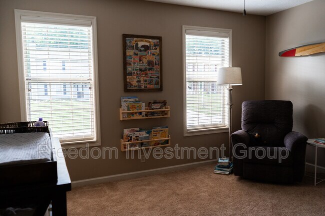 Building Photo - 1000 Harbour Shore Dr