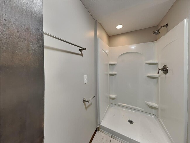 Building Photo - 3401 75th Ave N