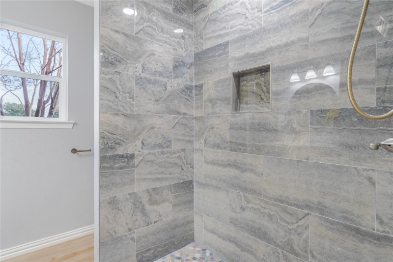 Building Photo - 245 Malone Ave