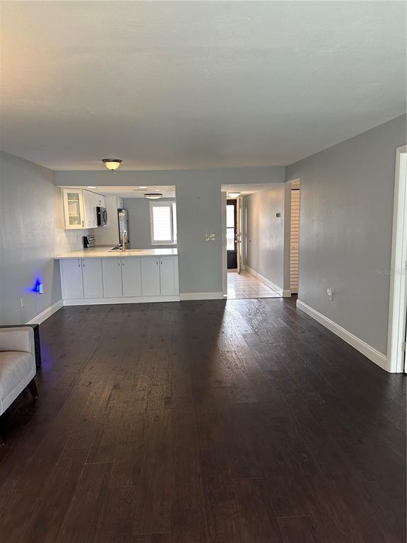 Building Photo - 106 Mary Dr