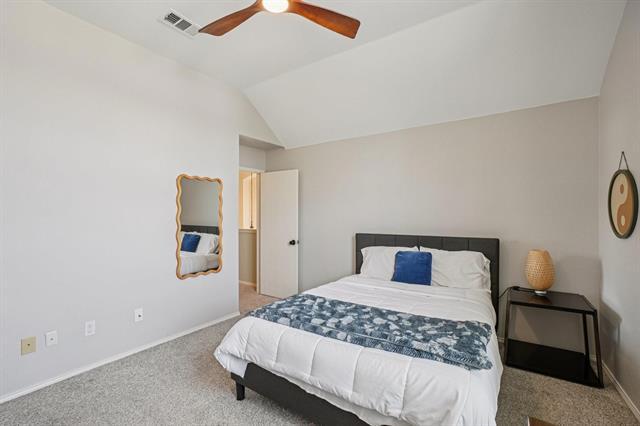 Building Photo - 5825 Shetland Cir