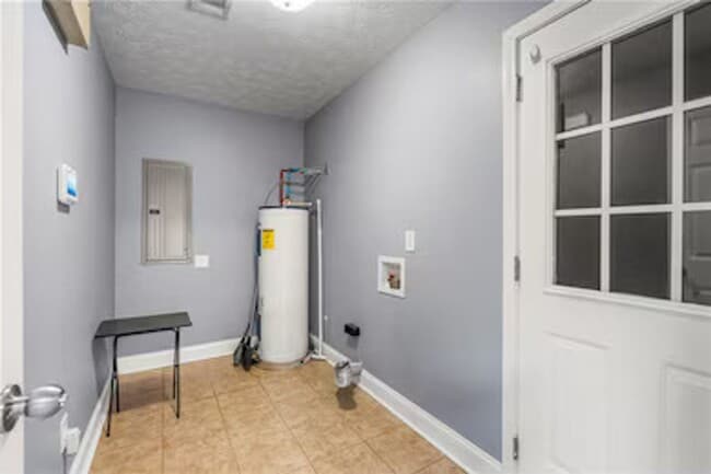 Building Photo - 60 Duke Dr