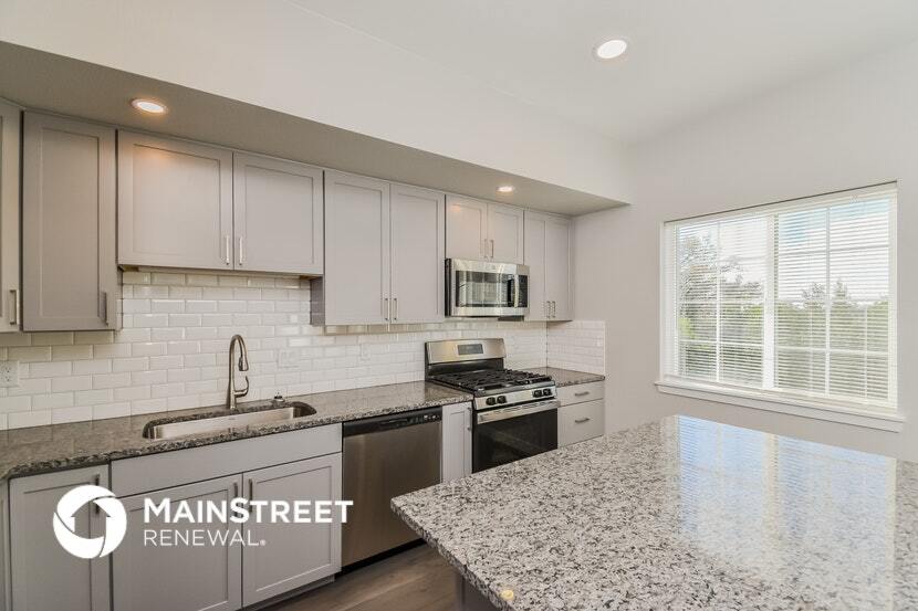 Building Photo - 840 Promontory Rock Grv