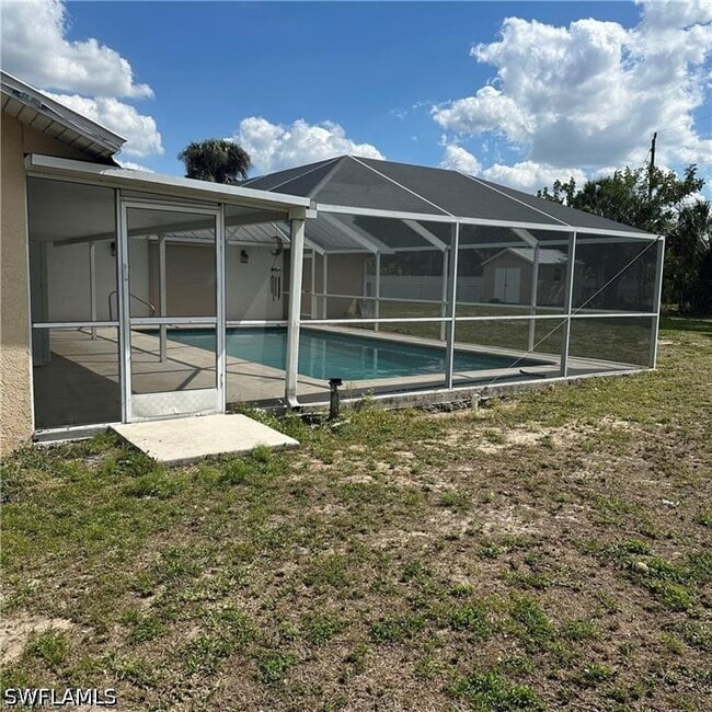 Building Photo - 706 Arianne Ct