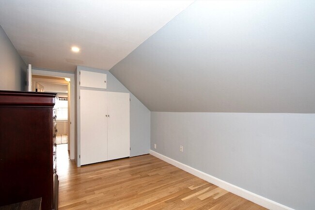 Building Photo - 75 Tower Ave