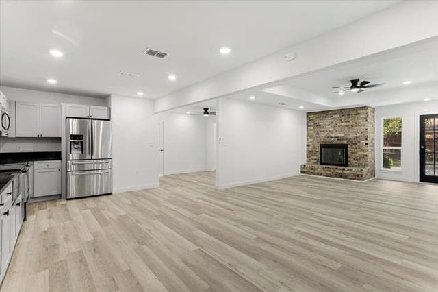 Building Photo - 2149 Willow Pl
