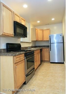 Building Photo - 675 Melvin Dr