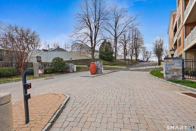 Building Photo - 50 Stone Ridge Way