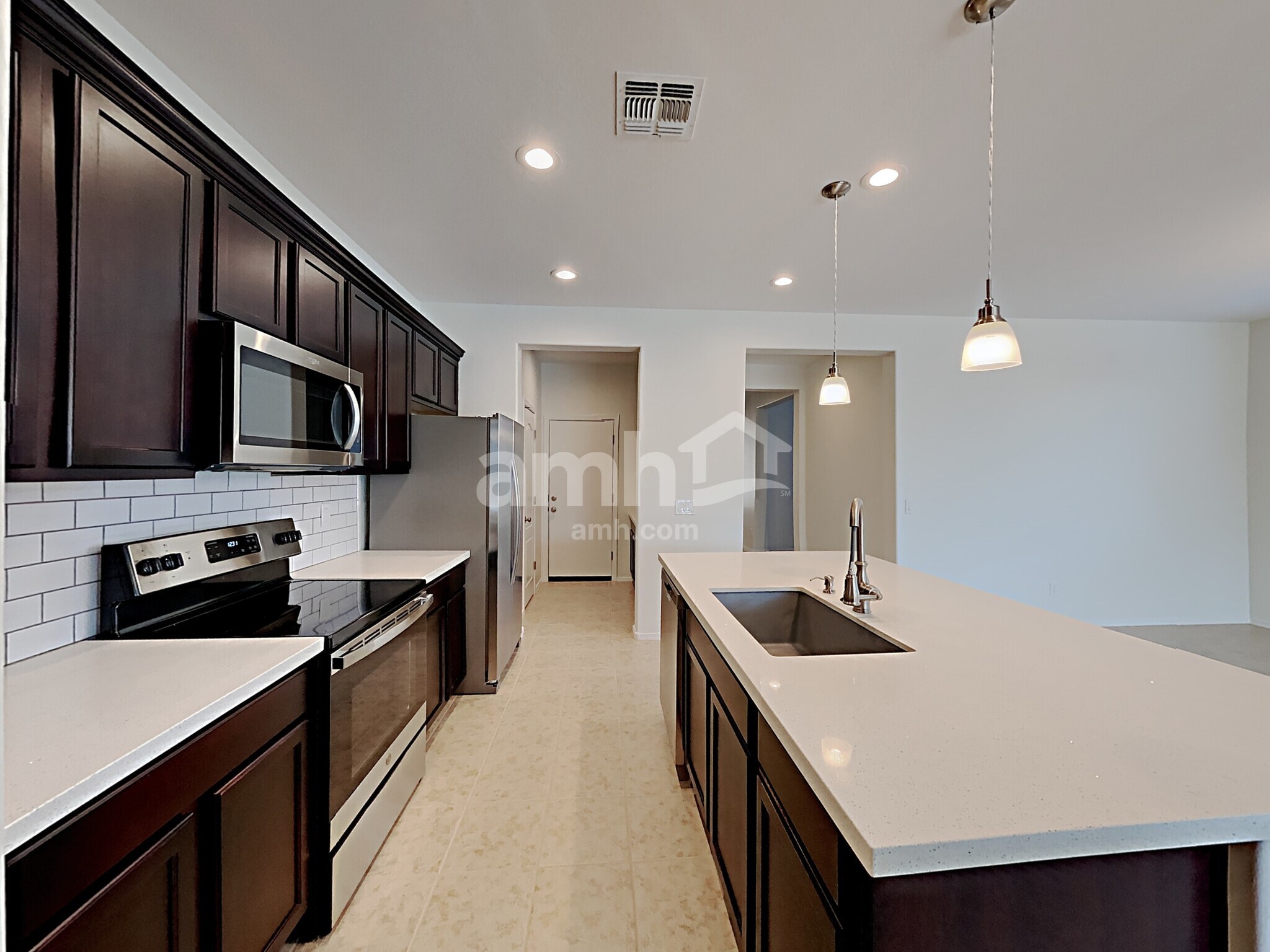 Building Photo - 18423 W Getty Dr