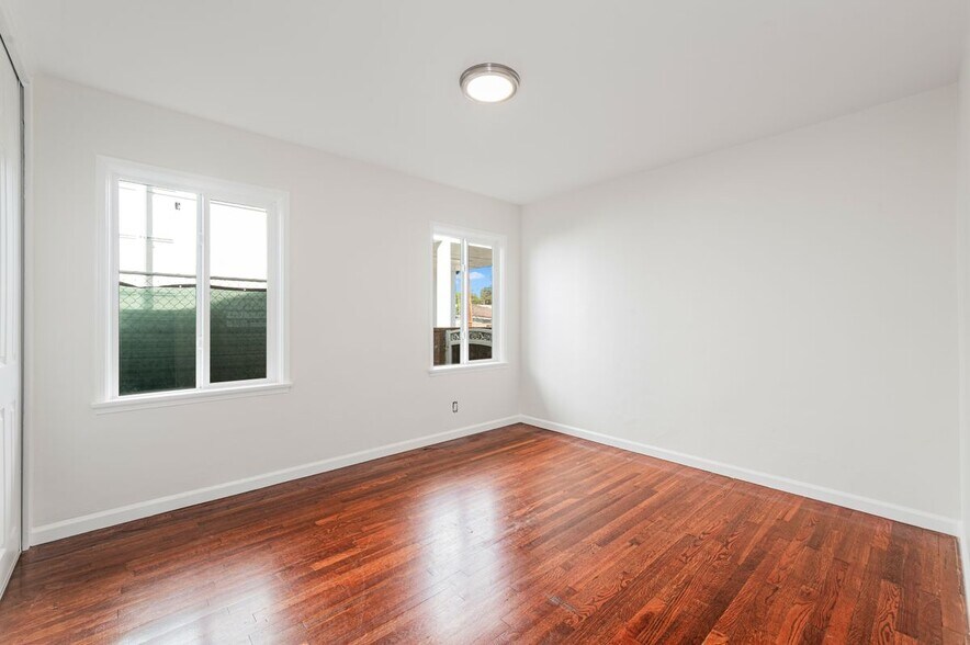 Building Photo - 4804 Rose Ave