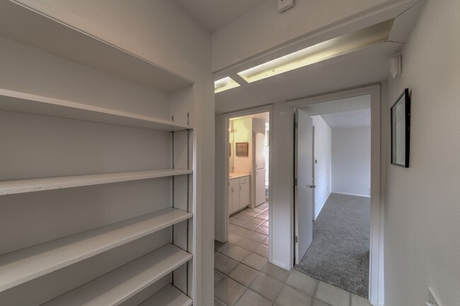 Building Photo - SANDIA HEIGHTS EXECUTIVE RENTAL 2+Story 3B...