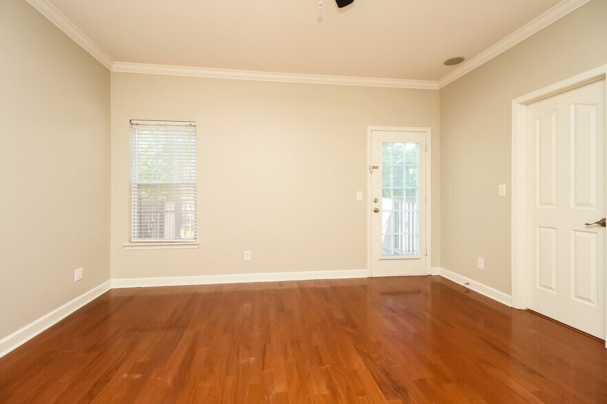 Building Photo - 1120 Tiger Woods Way