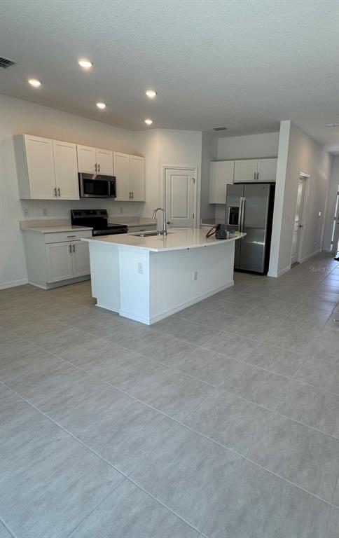 Building Photo - 2075 Hallier Cv