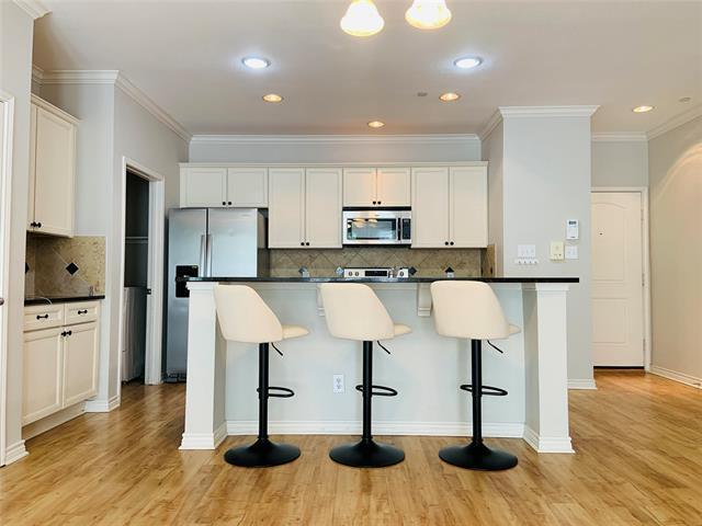 Building Photo - 1020 Texas St