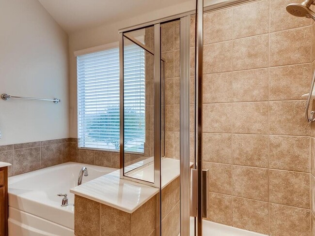 Building Photo - 461 Sweet Gum Dr