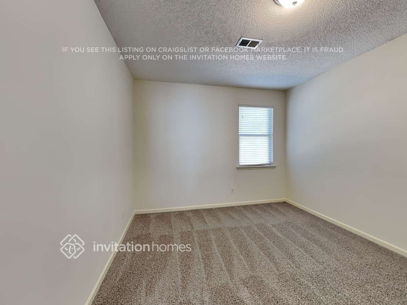 Building Photo - 91 Martins Pond Rd