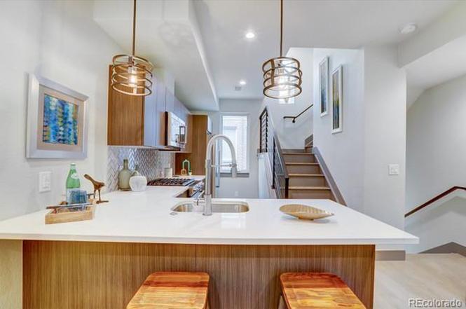 Building Photo - 2820 W 26th Ave