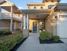 Building Photo - 6224 Mary Lewis Dr