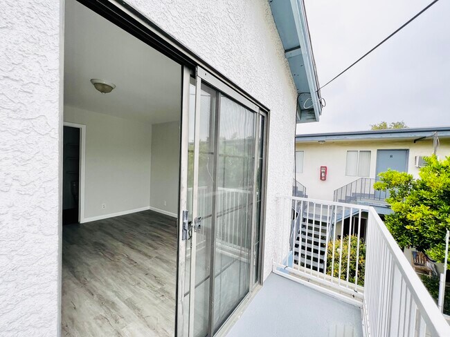 Building Photo - 6835 Gentry Ave