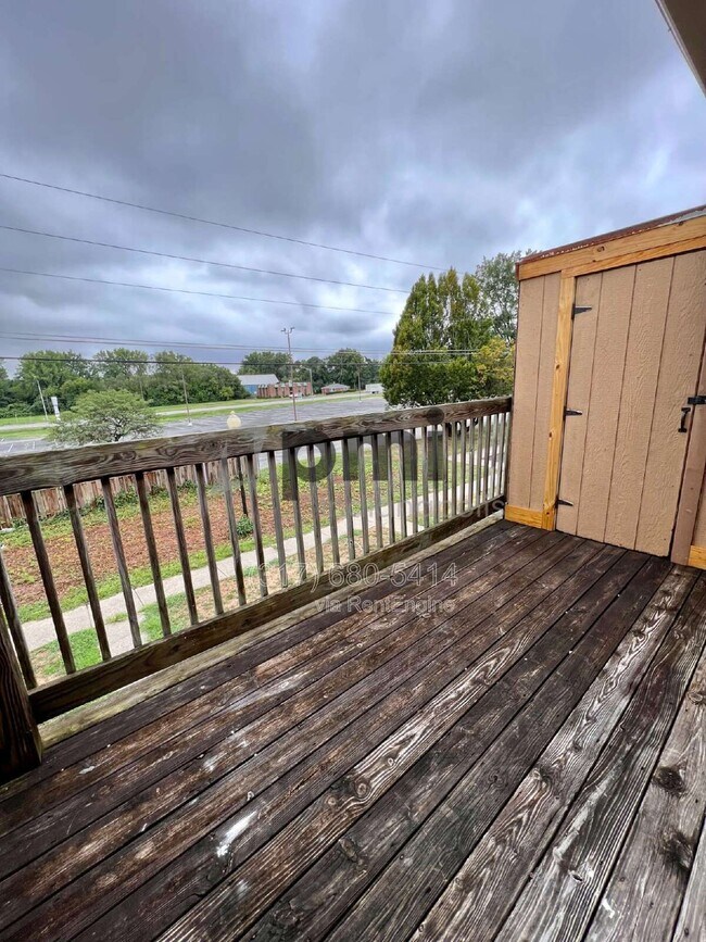 Building Photo - 3039 E 47th St