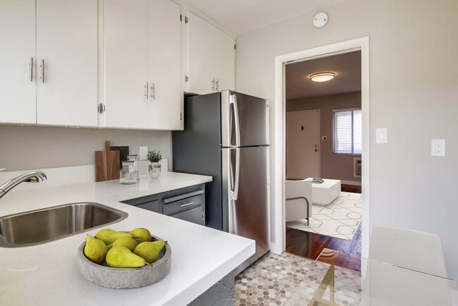 Building Photo - The Noa