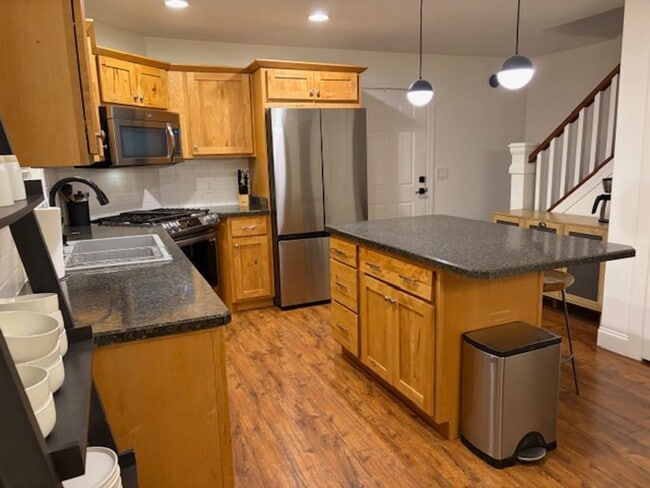 Building Photo - Josephine crossing 4 bedroom cottage