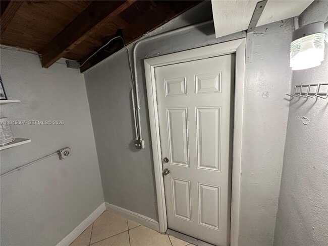 Building Photo - 7860 SW 16th St