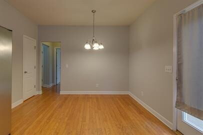 Building Photo - Beautiful 3 bedrooms 2.5 bathrooms in Spri...